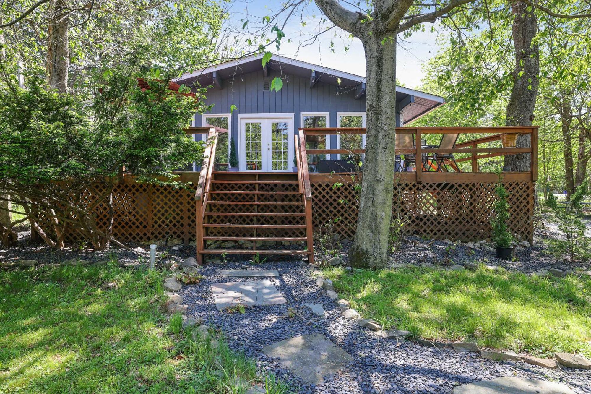 Chic And Stylish Home Hot Tub,4 Bedrooms, Game Movie Room, Firepit, Arcades, Playground On Site 2 Min Walk From Pool And Lake Tobyhanna Esterno foto